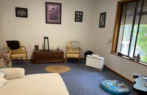 Kingscote House | Alaska on Kangaroo Island is the perfect base for your Kangaroo Island adventure