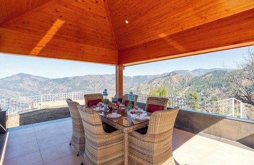 Theog Apartment | ALAYA STAYS LAFU HOUSE- WOODSCAVE