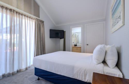 Collingwood Park House | Albany Bayside by the BnB Collection