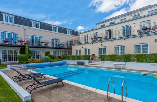 Saint Peter Port Apartment | Albany selfcatering apartments