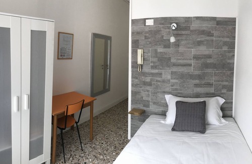 Buon Pastore-Sant'Agnese-San Damaso Hotel | Albergo Moderno