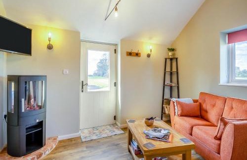 Diss House | Alberts Dairy