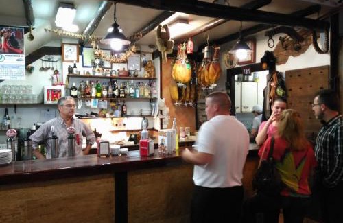 Alcala Del Rio Apartment | Alcalá del rio! 1 b