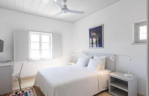 Hydra House | Alethea House