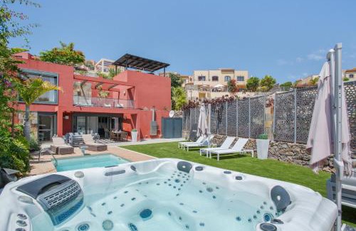 Salobre Villa | Alexandria's Retreat