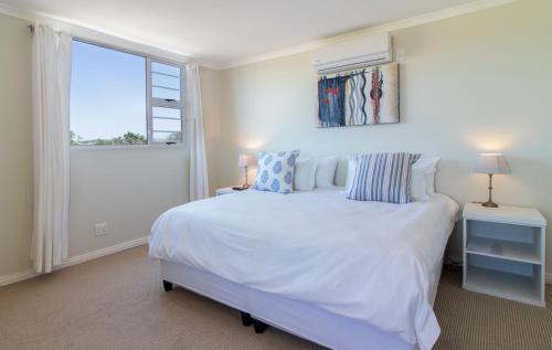 West Bank House | Alfred View