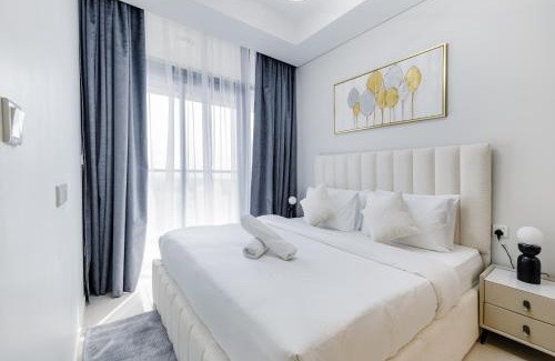 Sheikh Zayed Road Apartment | ALiving Charming 1BR at Aykon Tower Business Bay