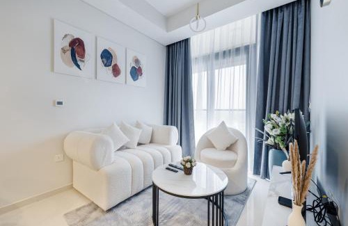 Sheikh Zayed Road Apartment | ALiving Charming 1BR at Aykon Tower Business Bay