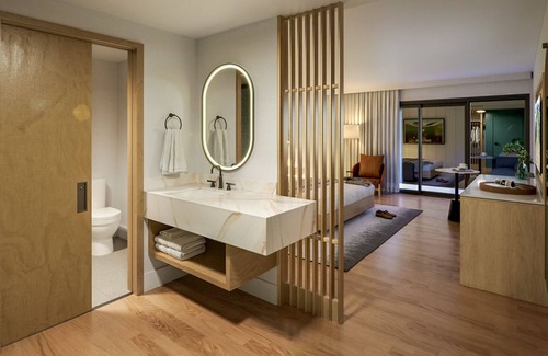 Rancho Santa Fe Hotel | All-In-One Luxury Escape w/Golf Access, Spa Days & Resort-Style Pool l 2 Rooms