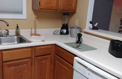 Northlake Condo | All inclusive 3 bedrooms, 2 full baths to accommodate a max of 6 in Anderson. SC