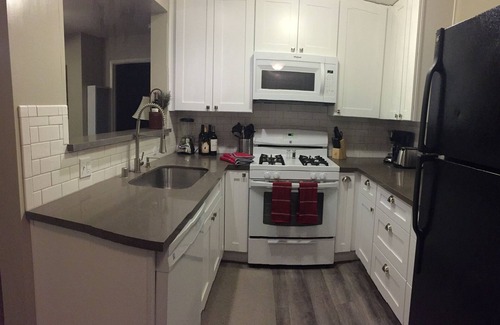 Nice House | ALL INCLUSIVE AMENITIES:Kayak,SUP,Pedal Boat,PingPong,Pickleball,Movie Nt &MORE!