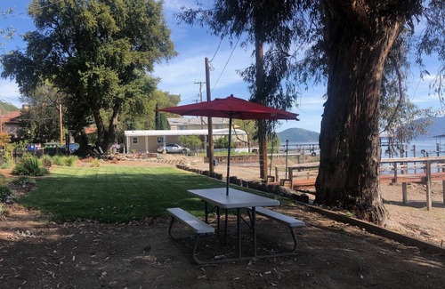 Nice Cottage | ALL INCLUSIVE AMENITIES:Kayak,SUP,Pedal Boat,PingPong,Pickleball,Movie Nt &MORE!