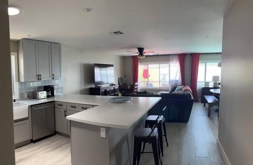 Lakeport House | ALL INCLUSIVE AMENITIES:Kayak,SUP,Pedal Boat,PingPong,Pickleball,Movie Nt &MORE!