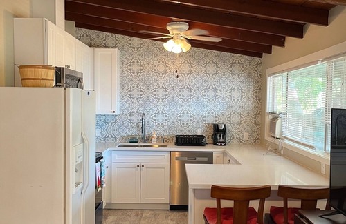 Nice Cabin | ALL INCLUSIVE AMENITIES:Kayak,SUP,Pedal Boat,PingPong,Pickleball,Movie Nt &MORE!