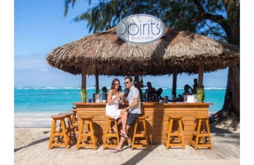 Los Brazos Resort | All Inclusive Paradise Getaway "Honeymoon Suite"