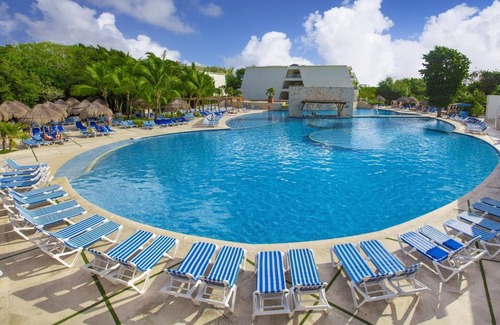 Akumal Resort | All-Inclusive Premium Junior Suite at Grand Sirenis Riviera Maya Resort and Spa