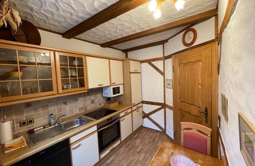 Zell Apartment | All-inclusive use of indoor pool, sauna, steam sauna in Zell