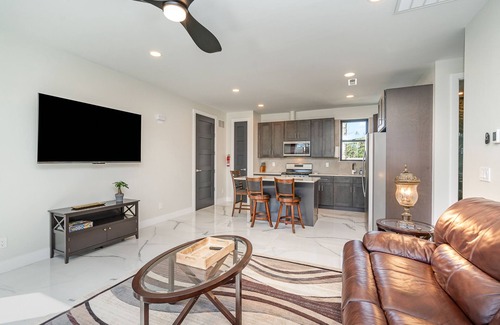 Matthews Apartment | All New spacious cozy in-law suite 1BD minutes to highway 485 & 74