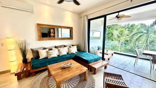 La Ceiba Apartment | All-New Zen Apartment with TreeTops and Ocean Views !