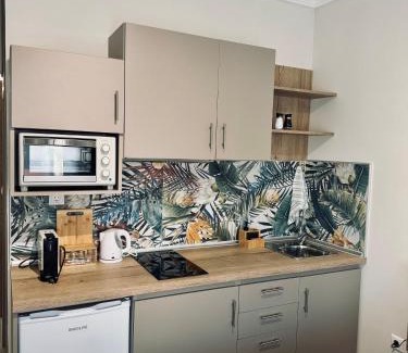 Xanthi Apartment | All Season - Spring Room