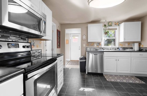 Kalispell House | All the Amenities!* 45 min to Glacier* Cozy Private Home*