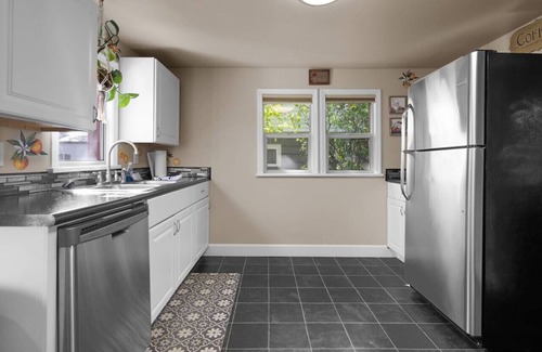 Kalispell House | All the Amenities!* 45 min to Glacier* Cozy Private Home*