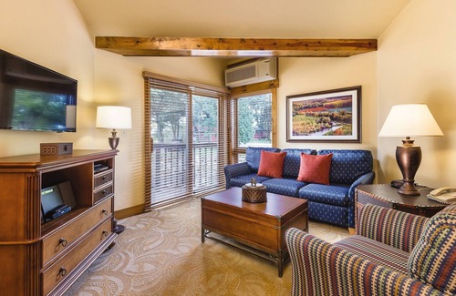 Hanover Resort | All the comforts of home!