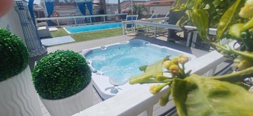 Anzio Apartment | Alloggi Turistici con Piscina Palestra Jacuzzi Sauna - All Inclusive