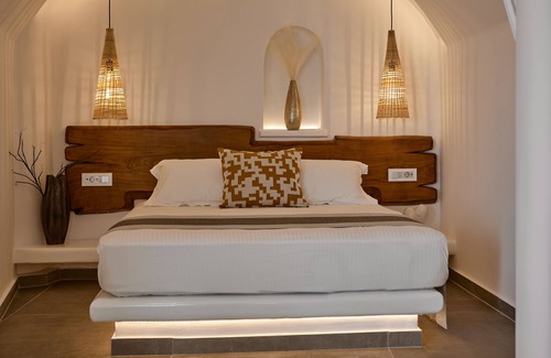 Oia House | Allure Breeze Suites