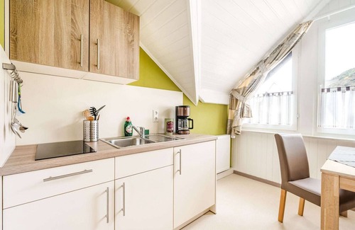 Ernst House | Alluring Holiday Home in Ernst with Balcony