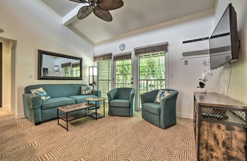Historic Lahaina Front Street Apartment | Alluring Lahaina Condo with Walkable Location!