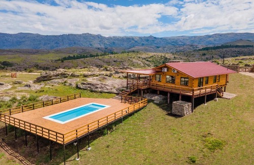 Calamuchita Department Hotel | Alma Serrana - Suites de montaña!