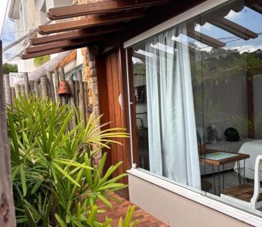 Japuiba House | Almas Gêmeas suíte com cozinha praia da Ribeira