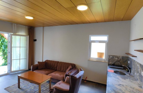 Almus Apartment | ALMUS ŞEHRİ SEFA BUNGALOV EVLERİ