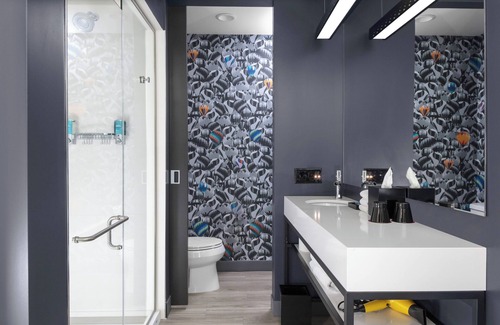 Glendale Sports and Entertainment District Hotel | Aloft Glendale at Westgate