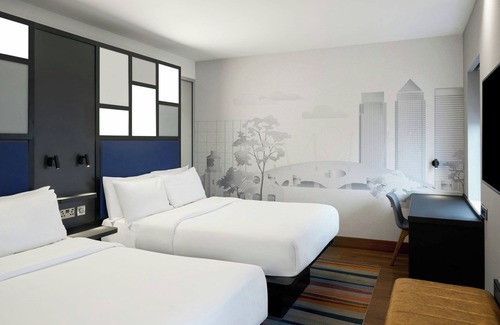 Custom House Hotel | Aloft London Excel