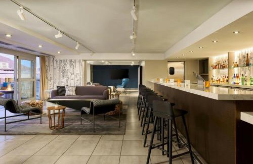 Entertainment District Hotel | Aloft Scottsdale