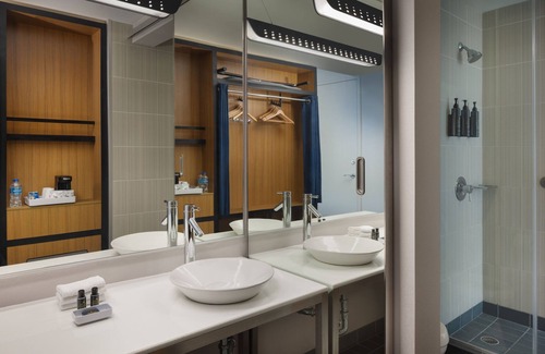 Capitol Hill Hotel | Aloft Tallahassee Downtown