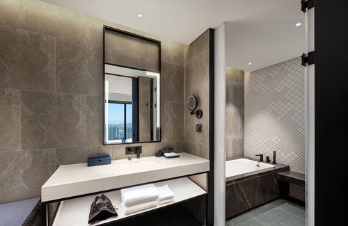 Yantai Hotel | Aloft Yantai