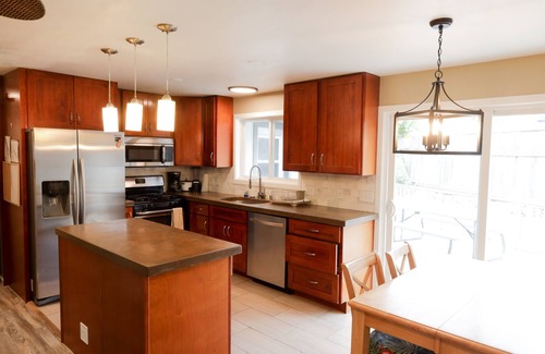 Hauula House | Aloha House - w/boogie board, snorkel gear!