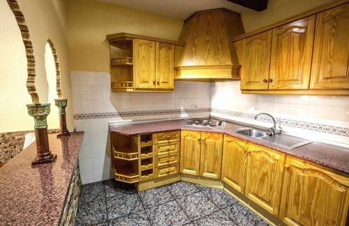 Mecina Bombaron Apartment | Aloj. Rural Umbria for 2 people with Spa and Jacuzzi