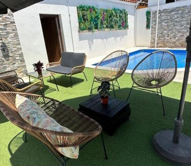 Valdesalor House | Alojamiento El Miajon de los Castúos