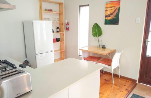 Wavecrest House | AloJBay Surf Studio