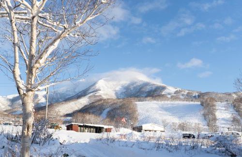Niseko Cabin | Alpenglow Lodges Ginkei