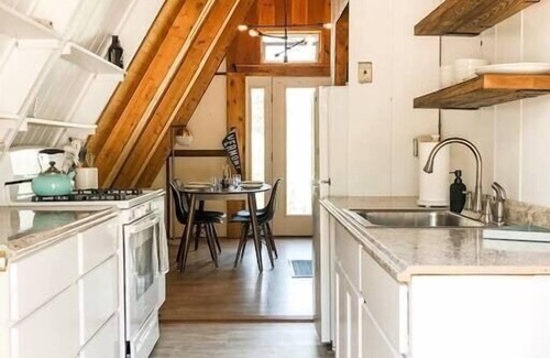 Wilmington Cabin | Alpine A-Frame - midcentury cabin by Lake Raponda