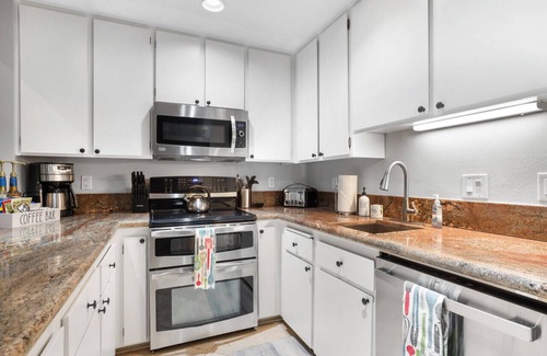 Carnelian Bay Condo | Alpine Escape: Tahoe Oasis Steps from Lake