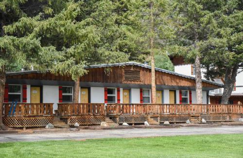 Red River Hotel | Alpine Lodge Red River