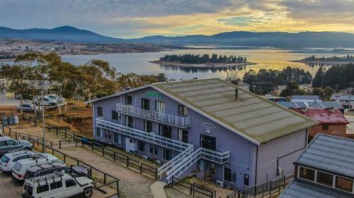 Jindabyne Hotel | Alpine Resort Motel