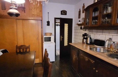 Ellenz-Poltersdorf House | "Altes Spukhaus" Beilstein - historic winegrower's house from 1880