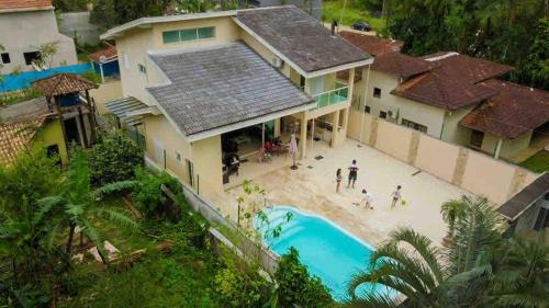 Mococa House | Alto padrão piscina Praia Mococa